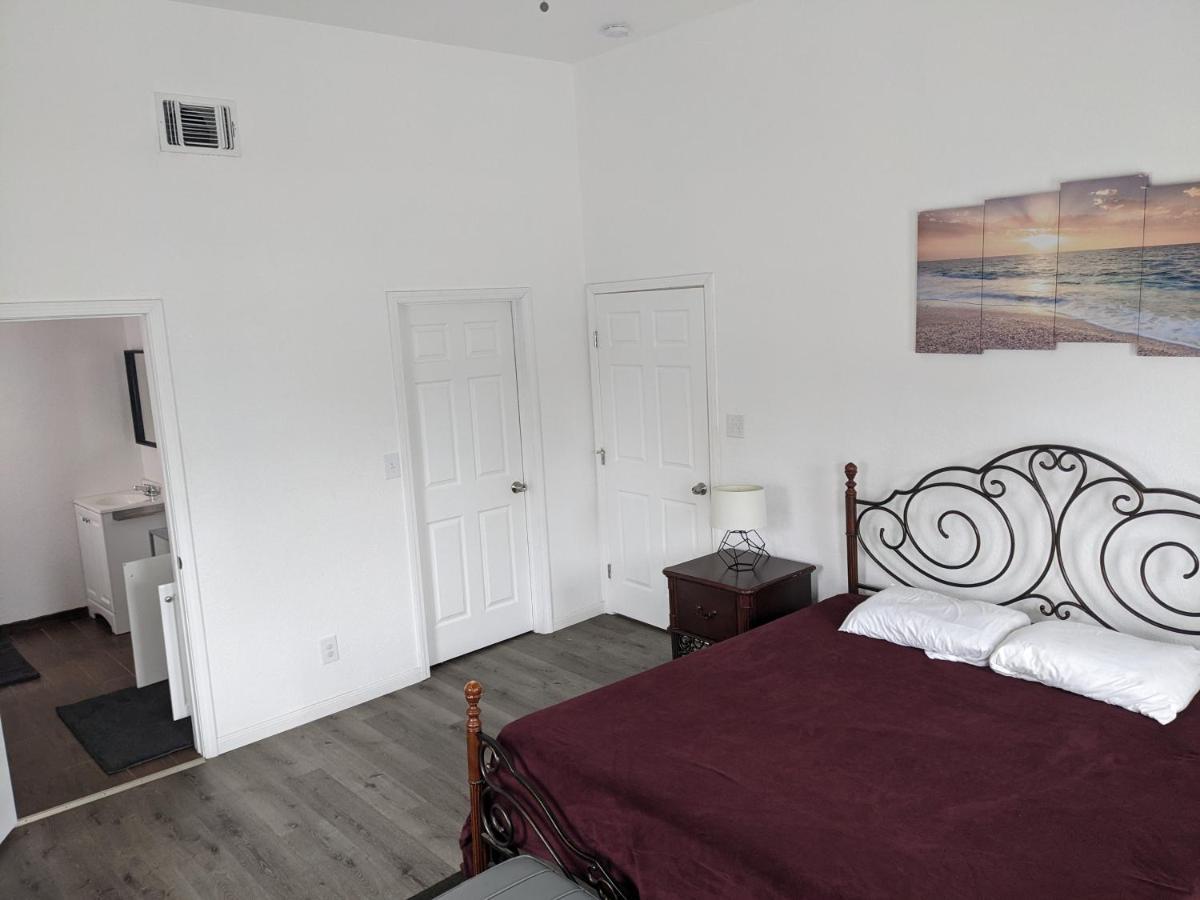 Cozy *Downtown Getaway* Villa San Antonio Esterno foto