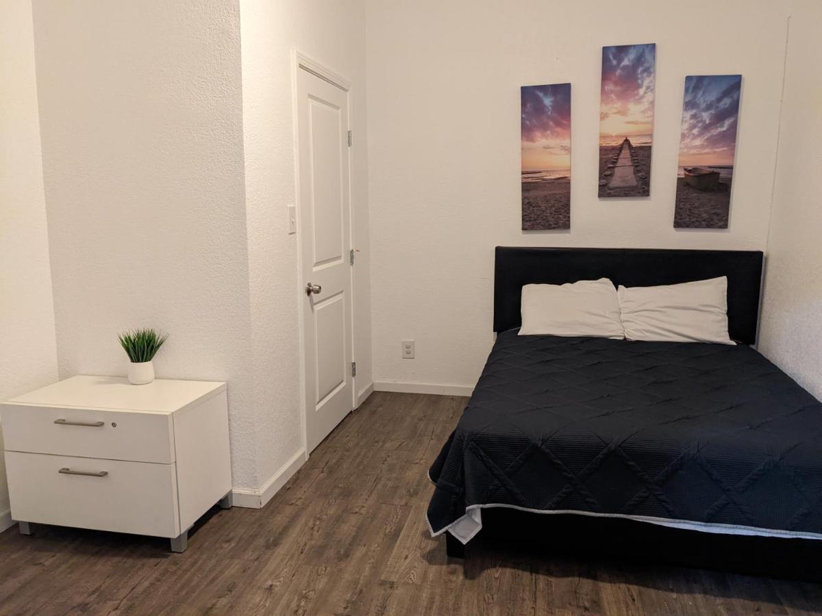 Cozy *Downtown Getaway* Villa San Antonio Esterno foto